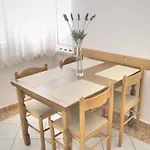 Apartments Mare